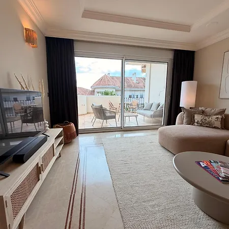 Appartamento La Arcada Aloha Hill Club